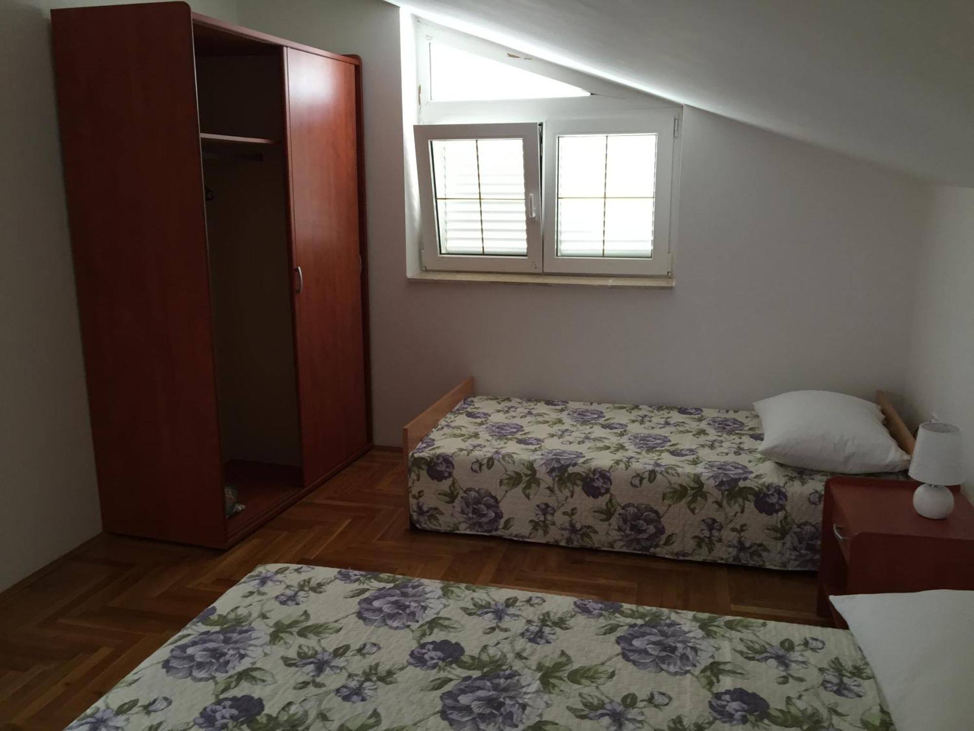 Apartments Strmecki Novi Vinodolski Szoba fotó