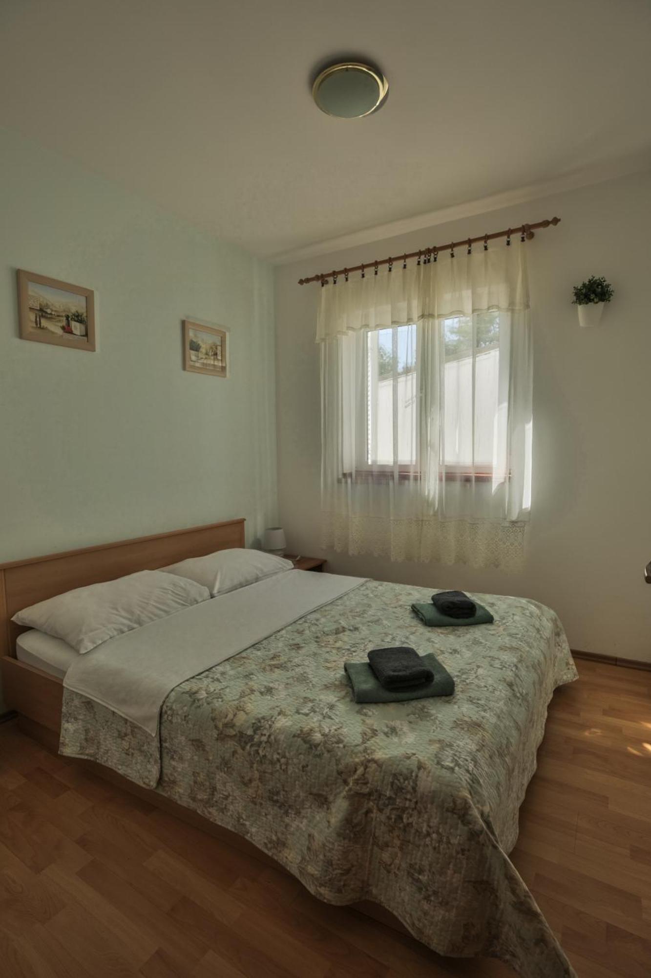 Apartments Strmecki Novi Vinodolski Szoba fotó