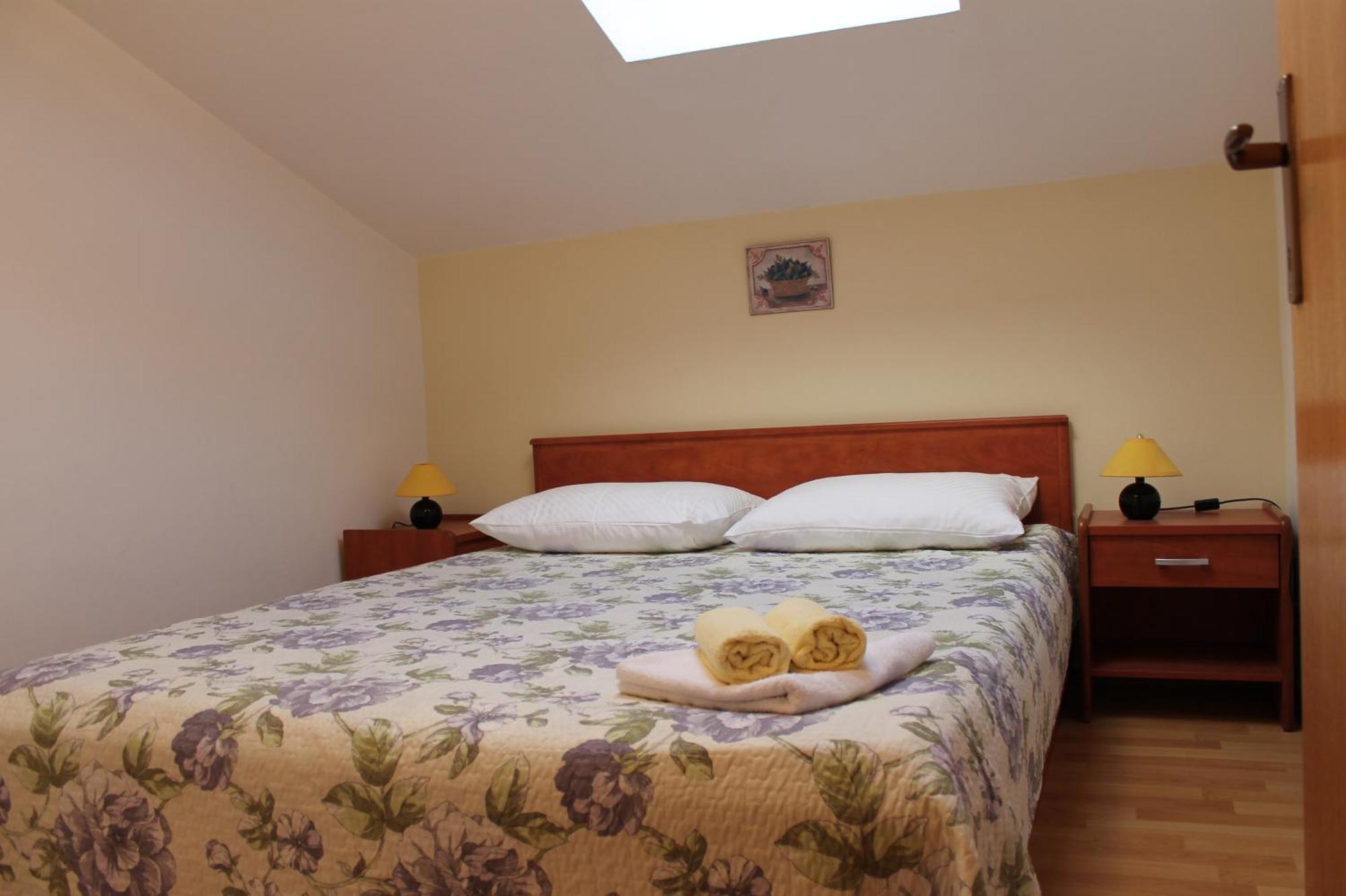 Apartments Strmecki Novi Vinodolski Szoba fotó